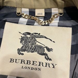 Burberry Trench coat